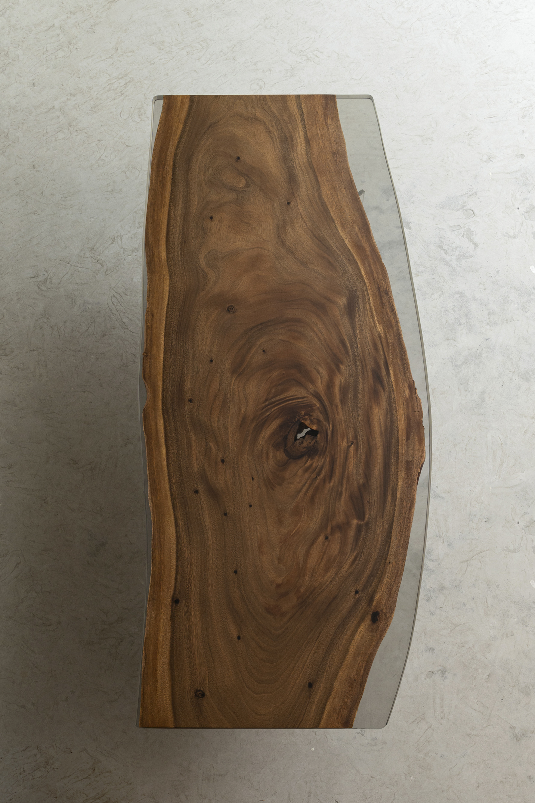 b60c0eab-e_1850700725.jpg