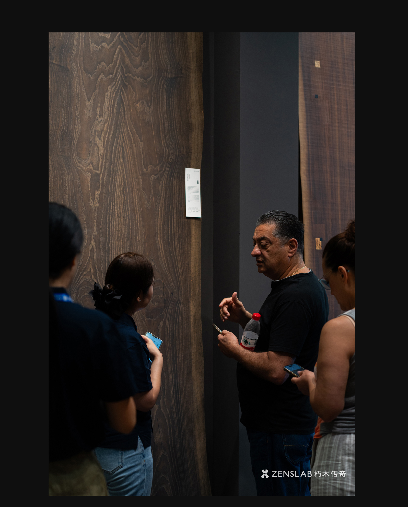 1b72fd23-7_-94001660.jpg