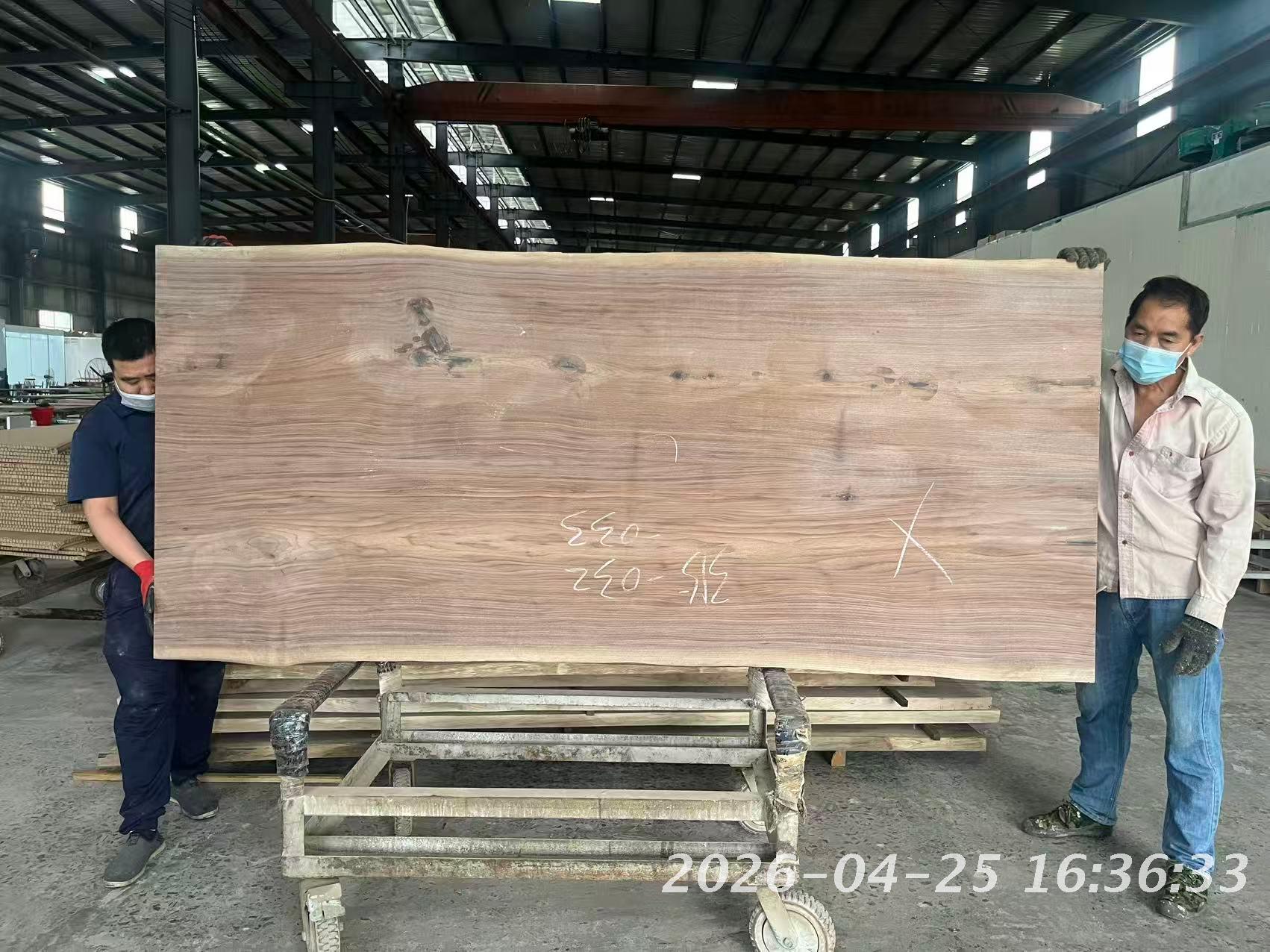 ccf03b40-5_-631748836.jpg